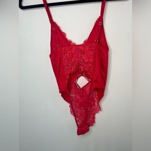 COPY - NWOT La Senza Red Lace Cut Out Bodysuit Small - Picture 6 of 7